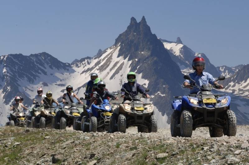 9 Randonnee dans le vallon de la Neuvachette.jpg